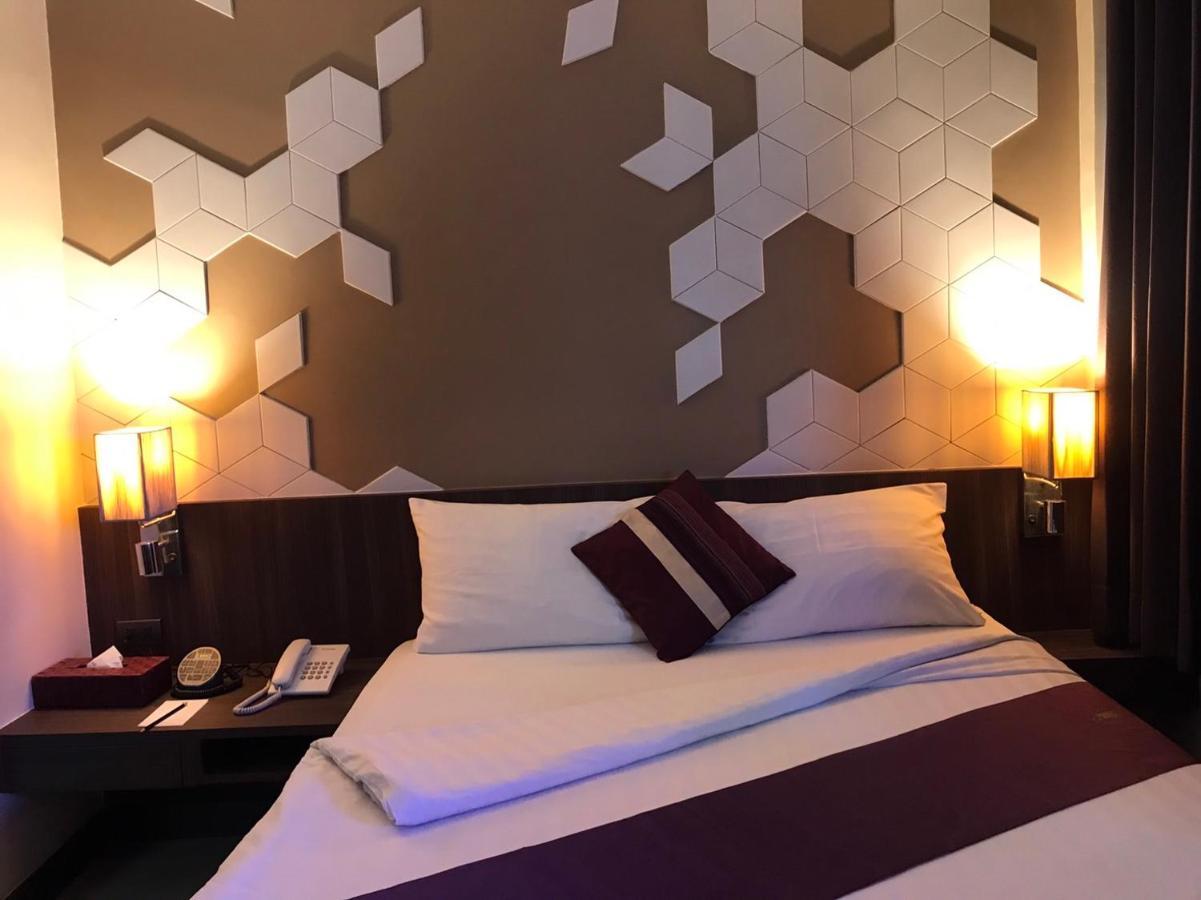 Paradiso Boutique Suites Bangkok Zewnętrze zdjęcie
