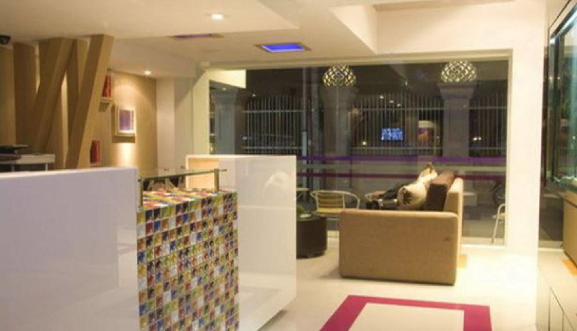Paradiso Boutique Suites Bangkok Zewnętrze zdjęcie