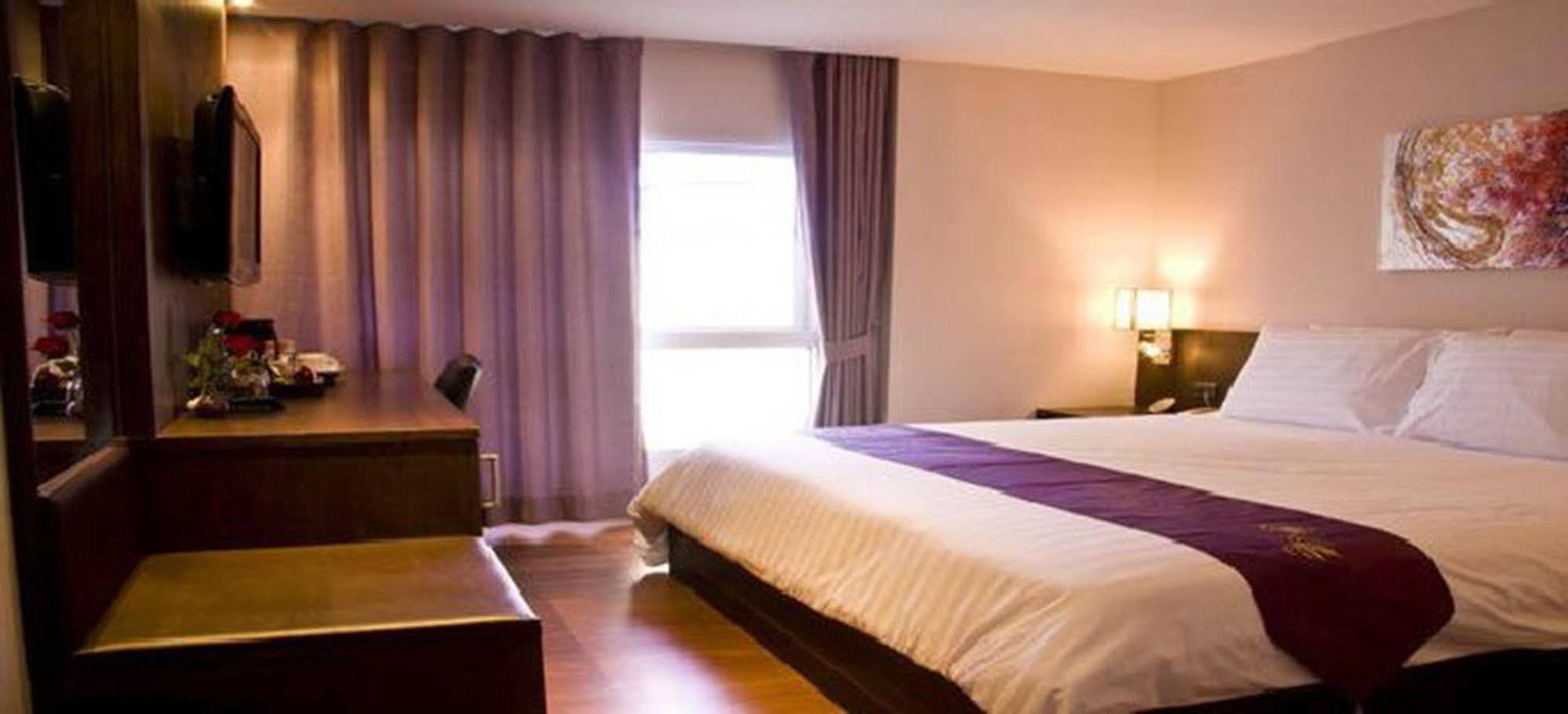 Paradiso Boutique Suites Bangkok Zewnętrze zdjęcie