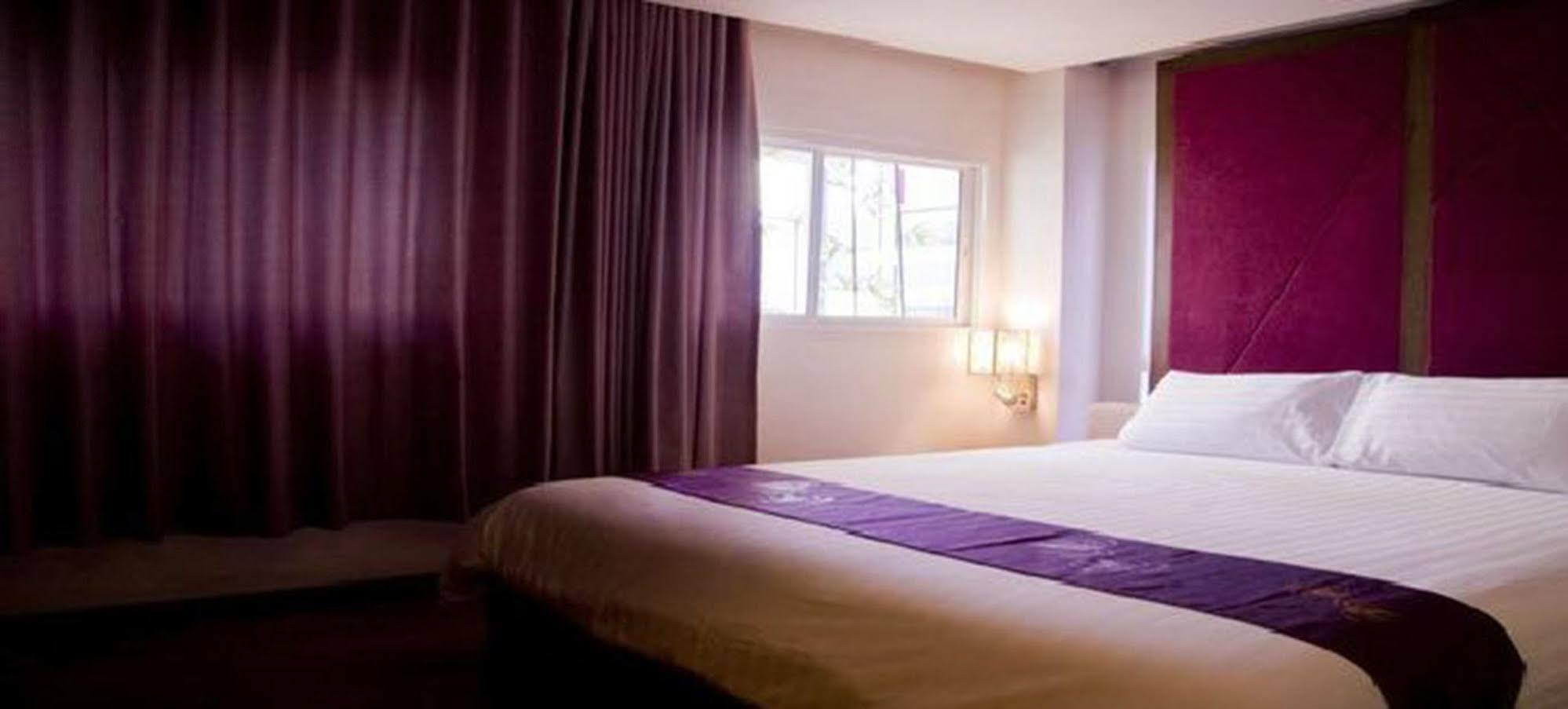 Paradiso Boutique Suites Bangkok Zewnętrze zdjęcie